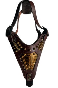 רתמות עור פרימיום לכלבים - עם ניטים זהב ופלטה