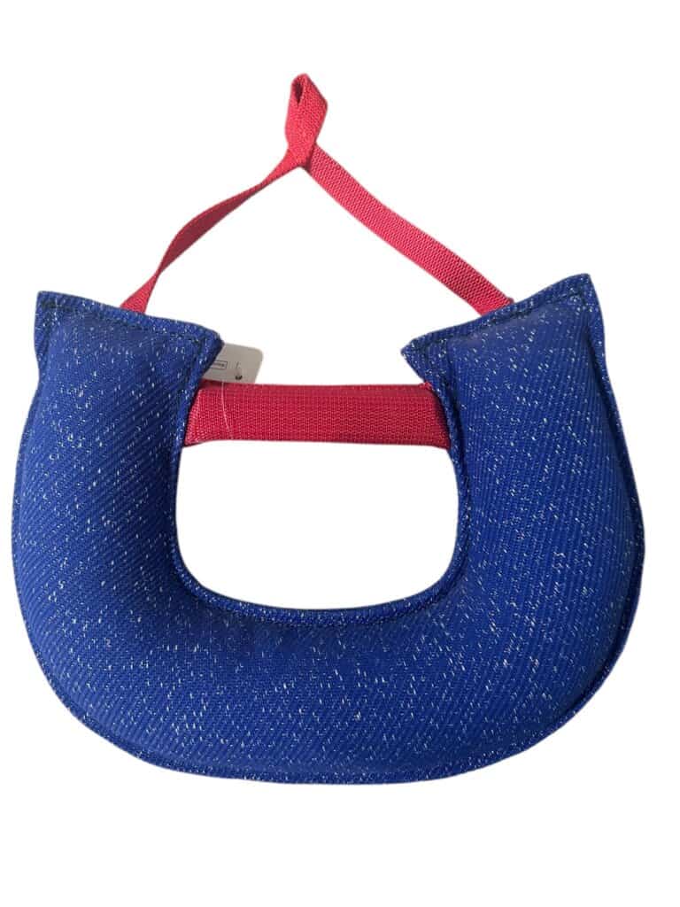 כרית נשיכה לכלב עם 2 ידיות מבד פשתן צרפתי – TE 27