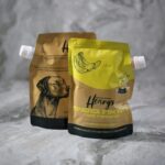 Henry’s – מחית חמאת בוטנים בטעם בננה לכלבים (מזון משלים) – 300 גרם